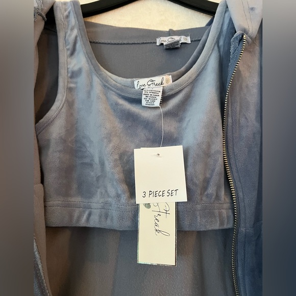 3 Piece Matching Set - Picture 4 of 9